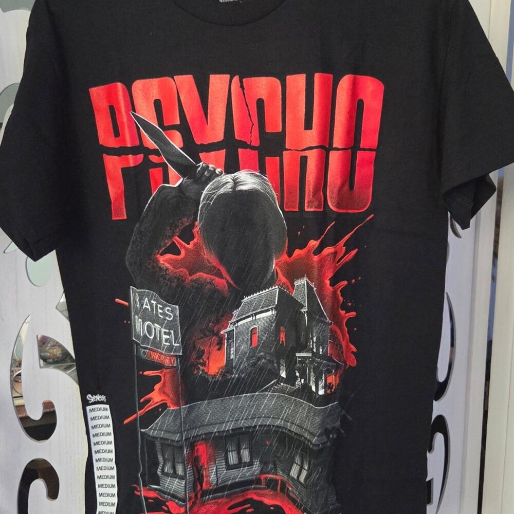 Psycho Bates Motel Graphic T Shirt Alfred Hitchcock Horror Movie Tee Medium NWT